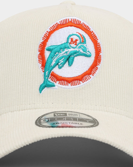 New Era Miami Dolphins 'NFL Season' Corduroy 9FORTY A-Frame Snapback Chrome/OTC