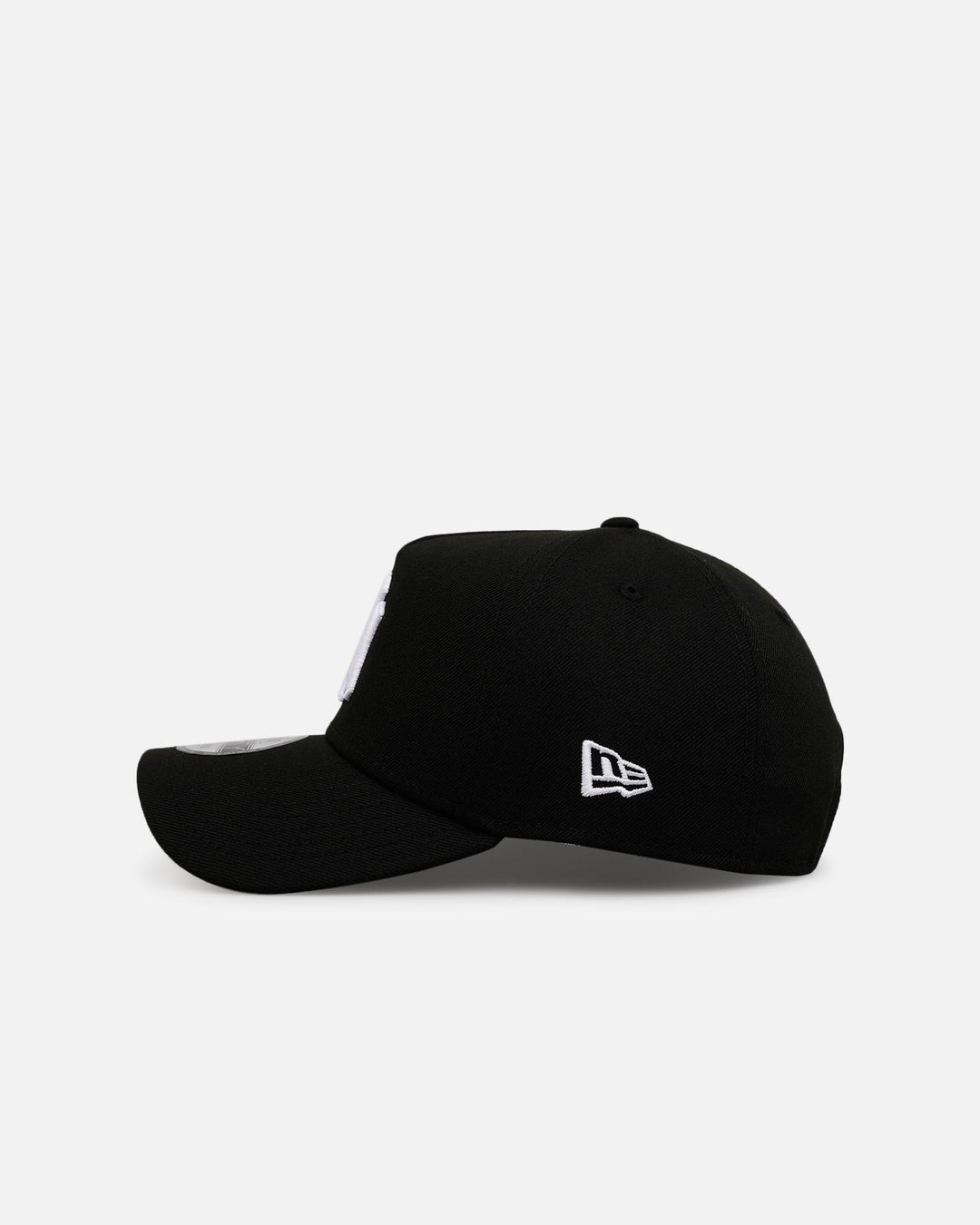 New Era New York Yankees 'Black And White' 9FORTY A-Frame Snapback Black/White