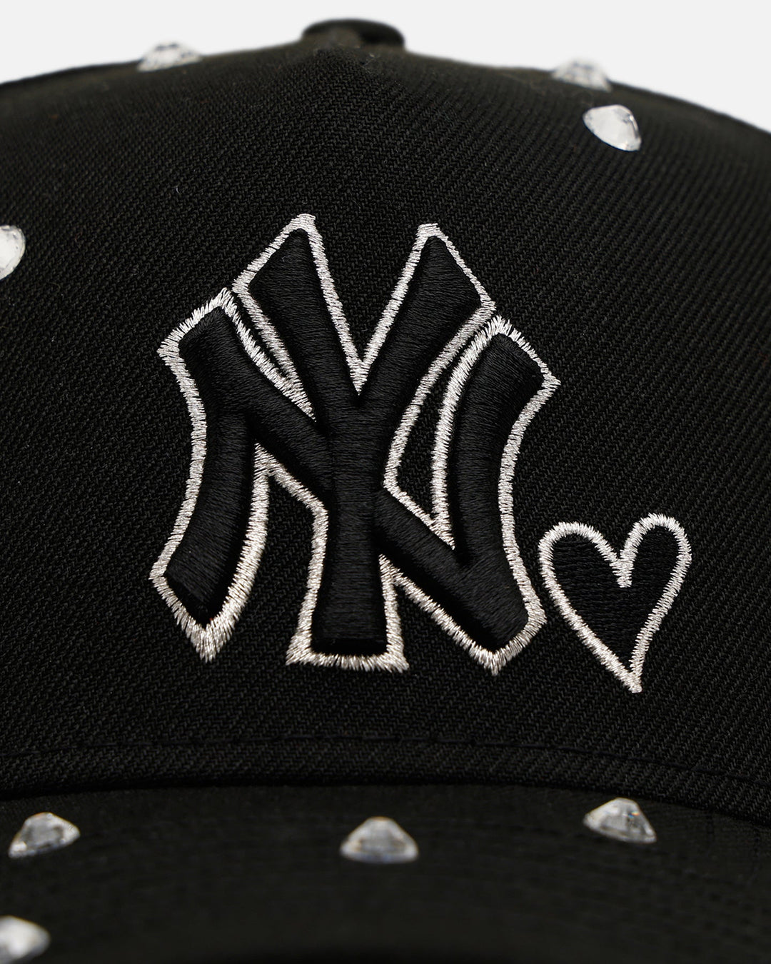 New Era New York Yankees 'Black Satin Hearts' 9FORTY A-Frame Snapback Black