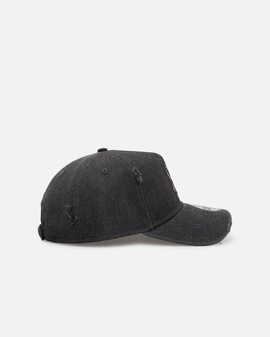 New Era New York Yankees 'Patent Leather' 9FORTY A-Frame Strapback Washed Black