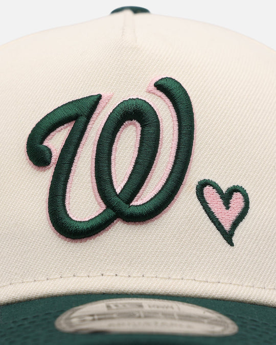 New Era Washington Nationals 'Pink Satin Hearts Green' 9FORTY A-Frame Snapback Chrome/Dark Green