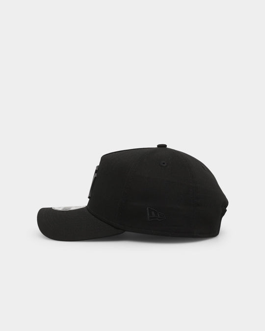 New Era New York Yankees 'Metal Badge' 9FORTY A-Frame Snapback Black/Black