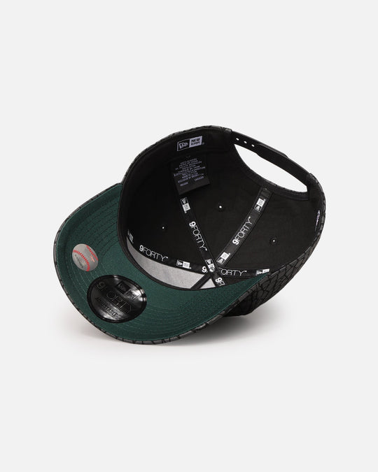 New Era New York Yankees 'Croc Skin' 9FORTY A-Frame Snapback Black